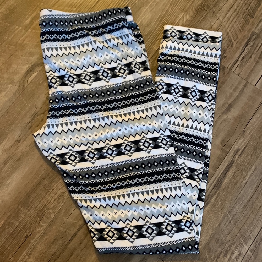 Poof! womens leggings